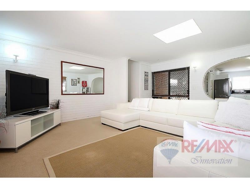 14 Ebrill Street, Jamboree Heights QLD 4074