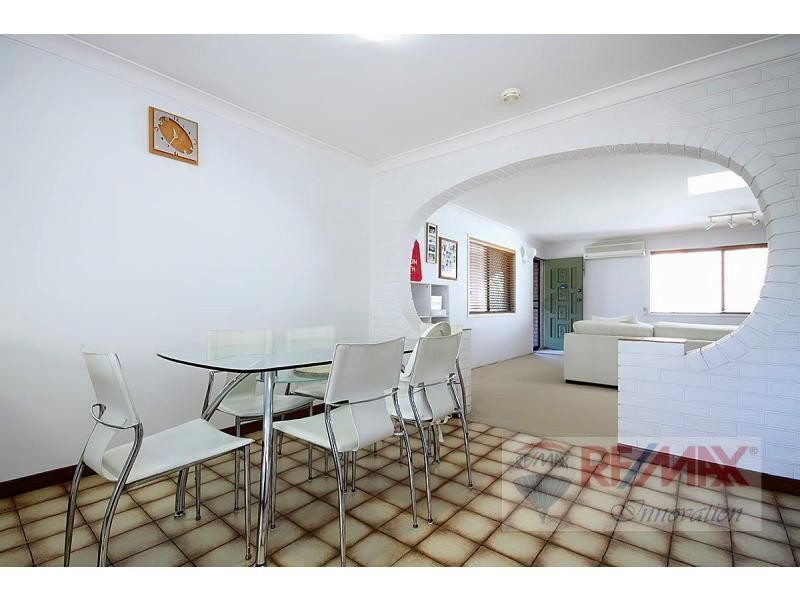 14 Ebrill Street, Jamboree Heights QLD 4074