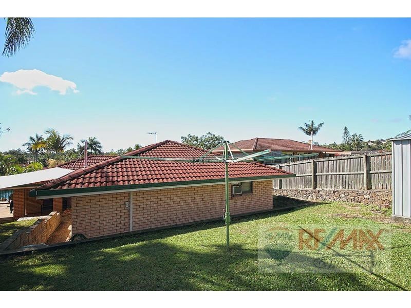 14 Ebrill Street, Jamboree Heights QLD 4074