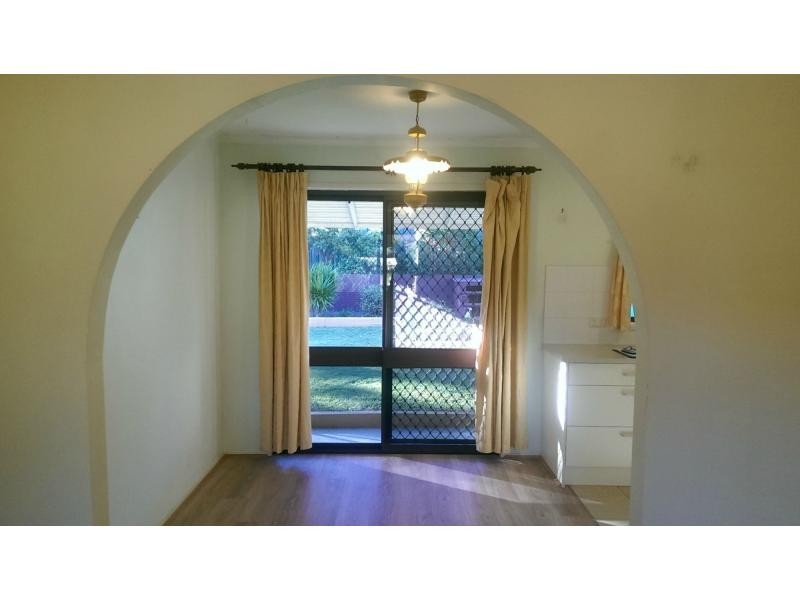 23 Zeil Street, Riverhills QLD 4074