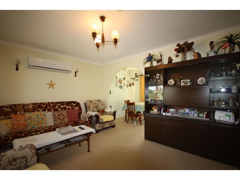 23 Zeil Street, Riverhills QLD 4074