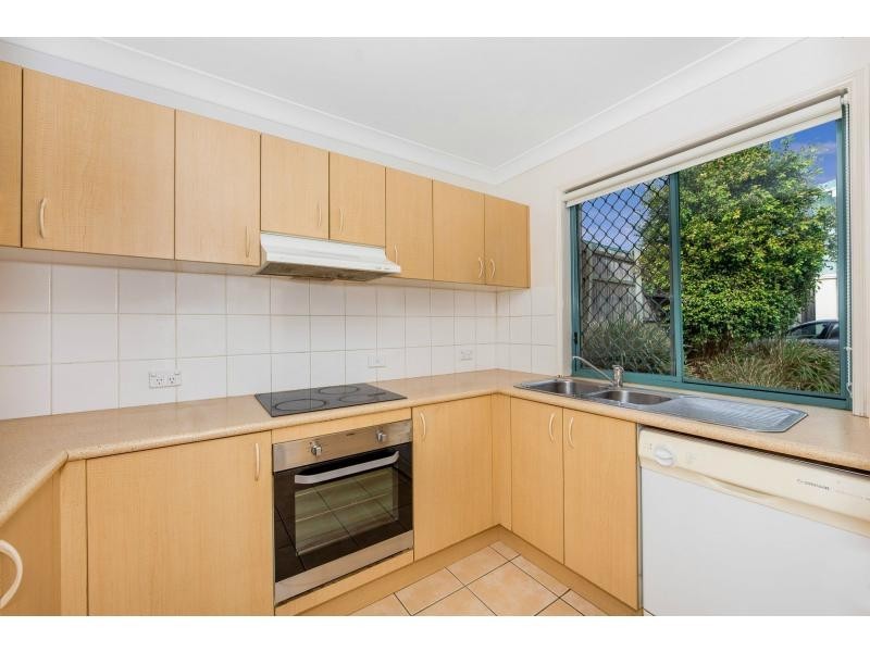 1/11 Oakmont Avenue, Oxley QLD 4075