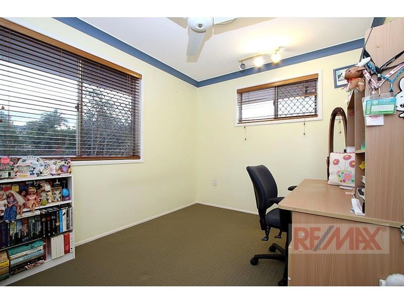 10 Gertrude McLeod Crescent, Middle Park QLD 4074