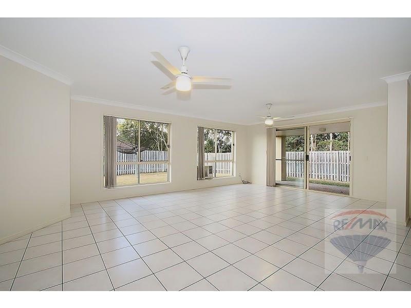 42 Homebush Crescent, Sinnamon Park QLD 4073