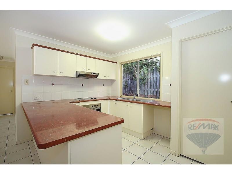 42 Homebush Crescent, Sinnamon Park QLD 4073