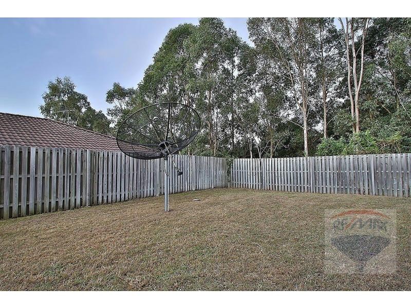 42 Homebush Crescent, Sinnamon Park QLD 4073