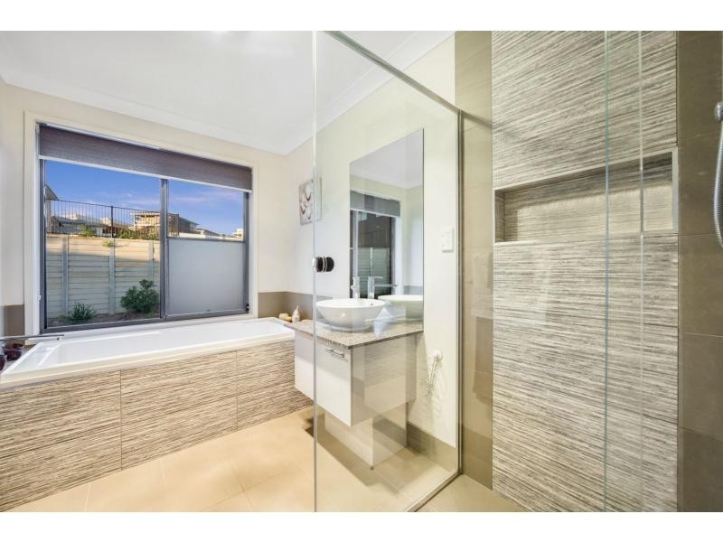 80 Pioneer Drive, Kuraby QLD 4112