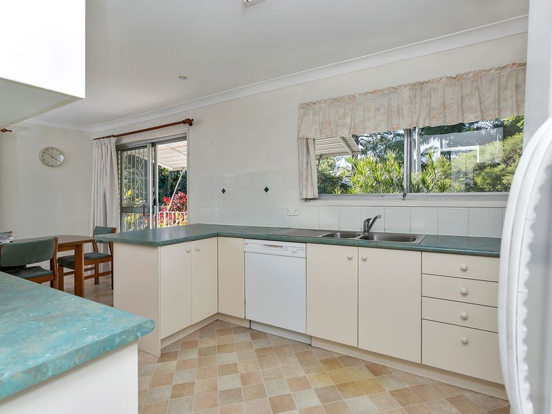 81 DANDENONG Road, Jamboree Heights QLD 4074