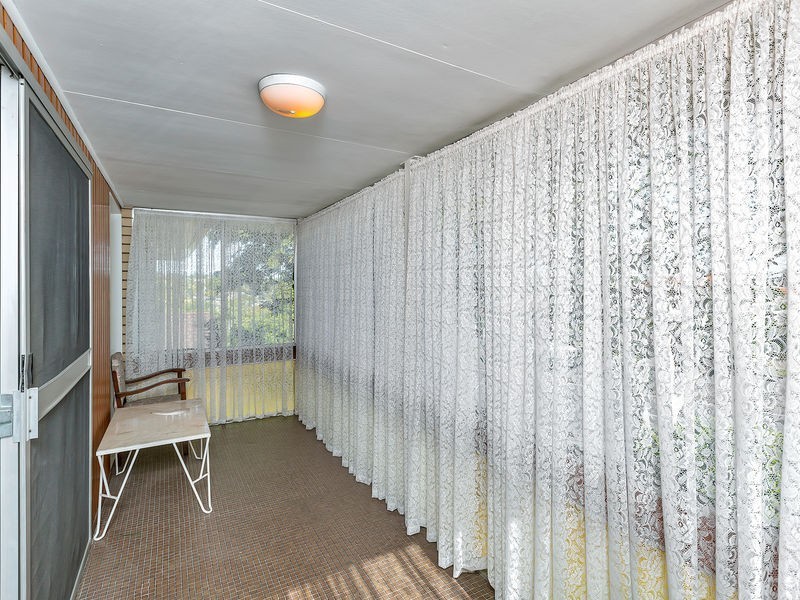 81 DANDENONG Road, Jamboree Heights QLD 4074