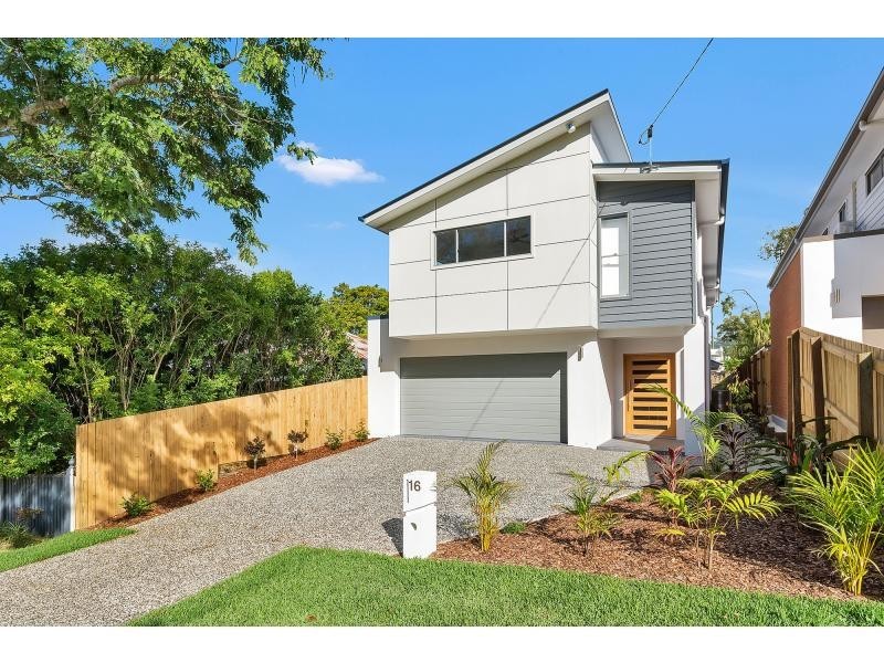 16 Howard Street, Oxley QLD 4075