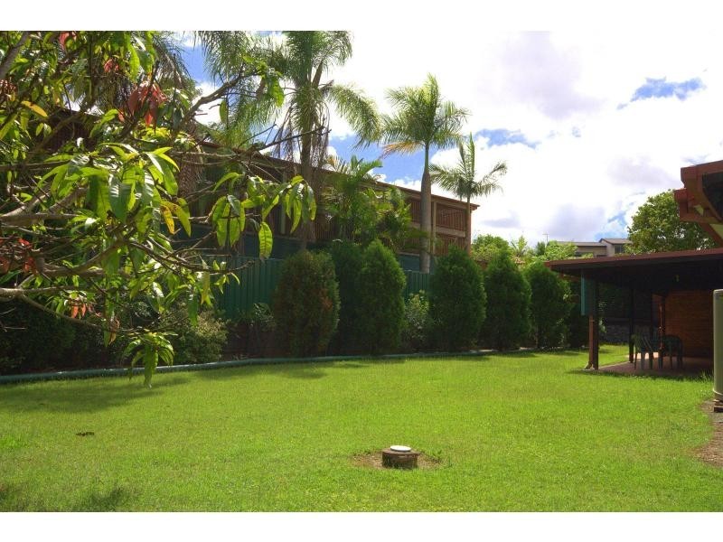 18 Santolina Place, Sinnamon Park QLD 4073