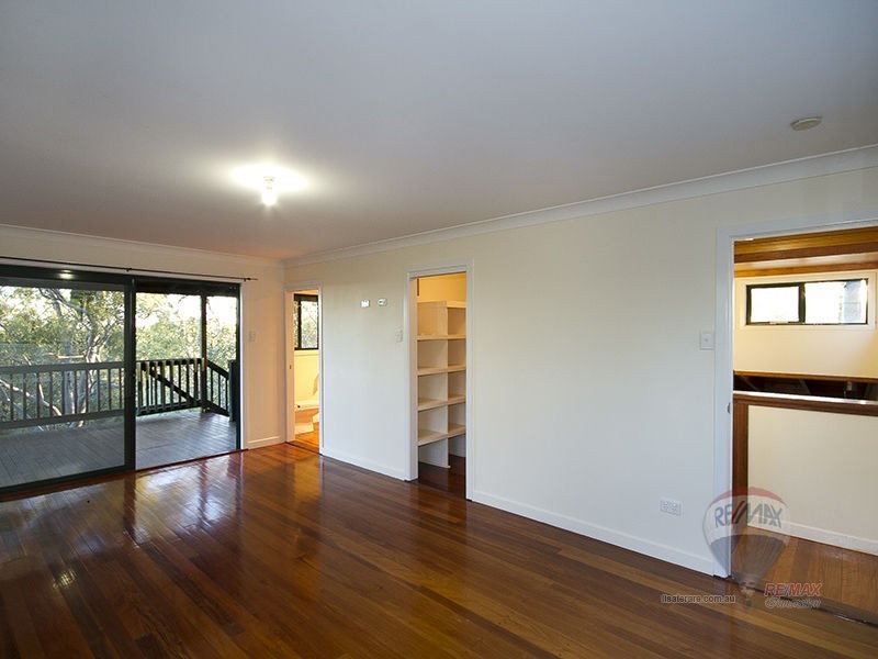 11 Quahlee Grove, Karana Downs QLD 4306