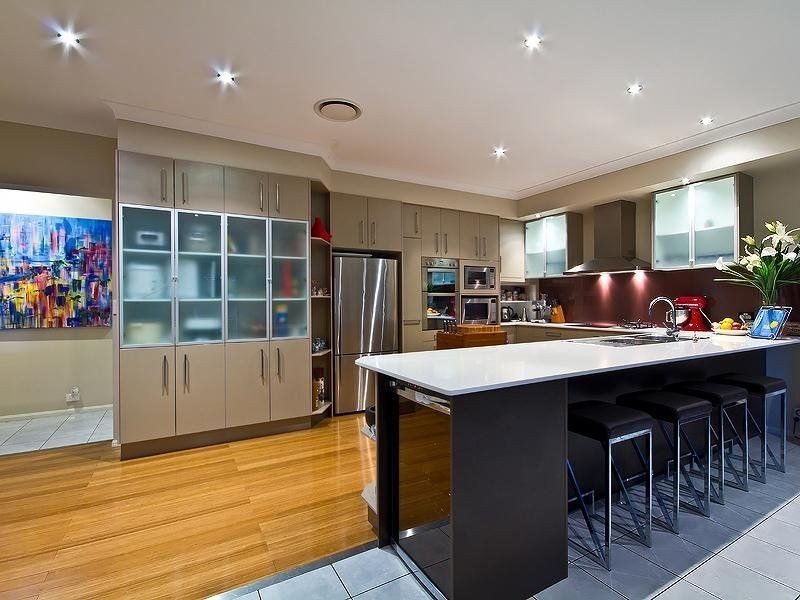 18 Bonney Place, Westlake QLD 4074