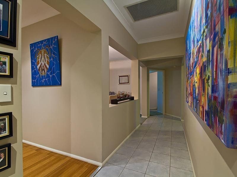 18 Bonney Place, Westlake QLD 4074