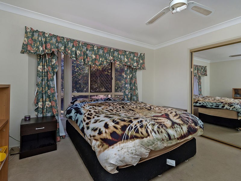 8 Palm Avenue, Raceview QLD 4305