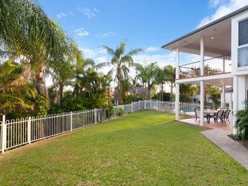 Mount Ommaney QLD 4074