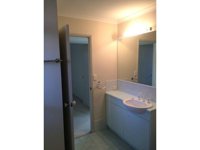 21/32 Tomkins Road, Riverhills QLD 4074