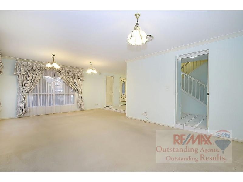 18 Dewsbury Street, Middle Park QLD 4074