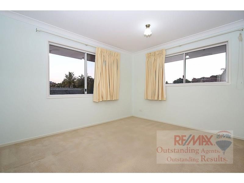 18 Dewsbury Street, Middle Park QLD 4074