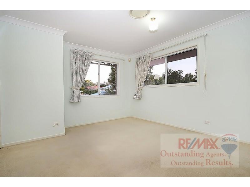 18 Dewsbury Street, Middle Park QLD 4074