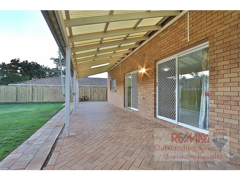 18 Dewsbury Street, Middle Park QLD 4074