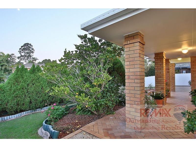 18 Dewsbury Street, Middle Park QLD 4074