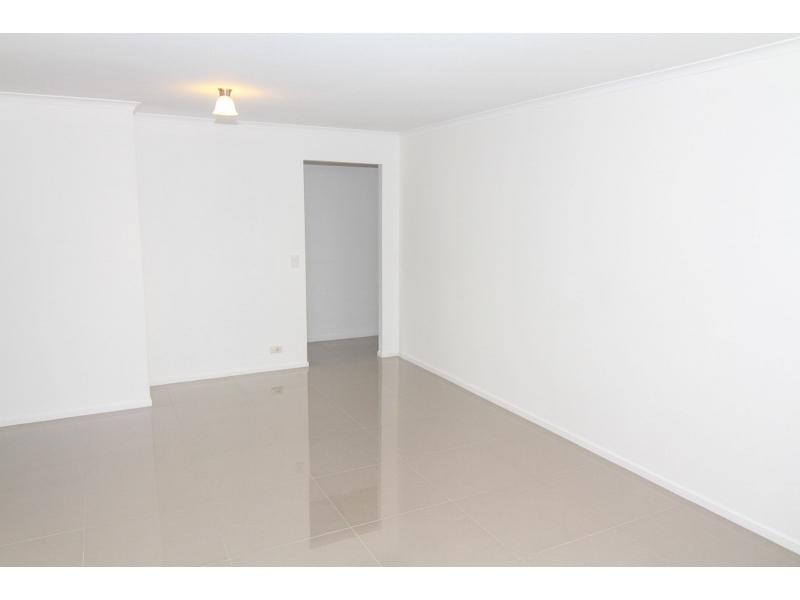 108 Hazelton Street, Riverhills QLD 4074