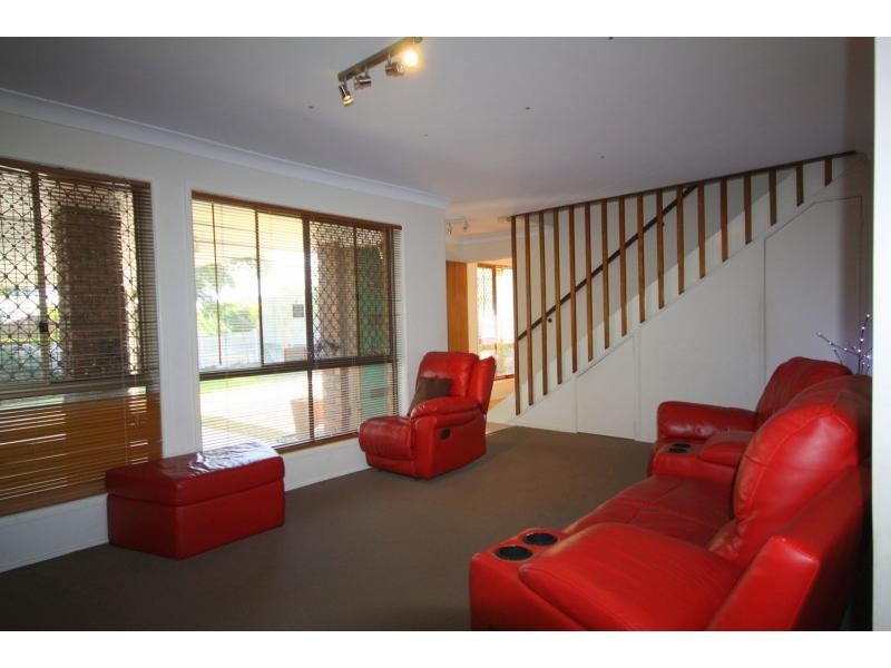 61 Prosser Street, Riverhills QLD 4074