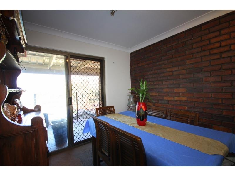 61 Prosser Street, Riverhills QLD 4074