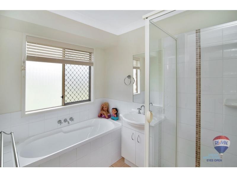 9 Greenview Court, Karalee QLD 4306