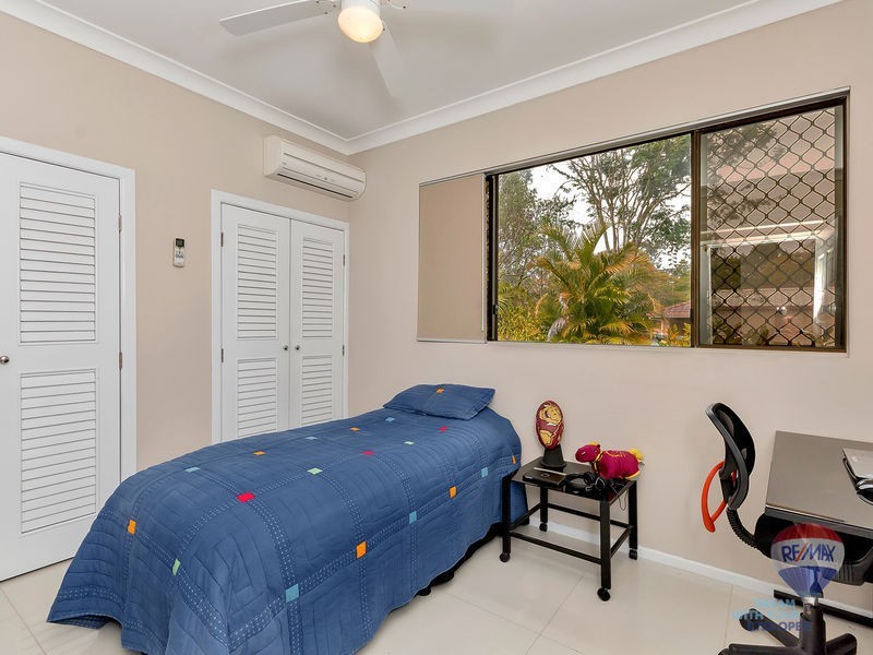 29 STUART Street, Barellan Point QLD 4306