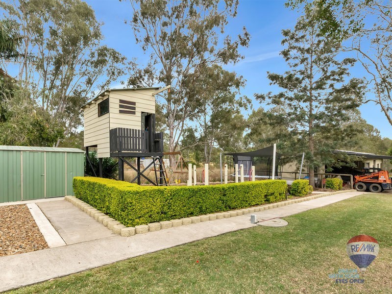 29 STUART Street, Barellan Point QLD 4306