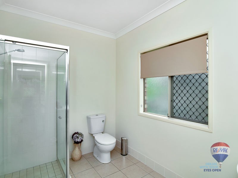 42 CABERNET Crescent, Pine Mountain QLD 4306