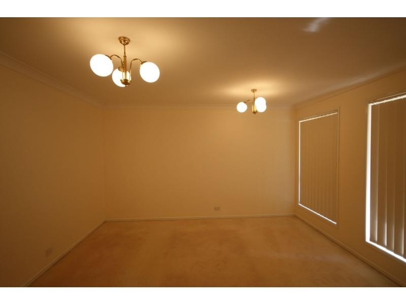 21 Carissa Street, Sinnamon Park QLD 4073