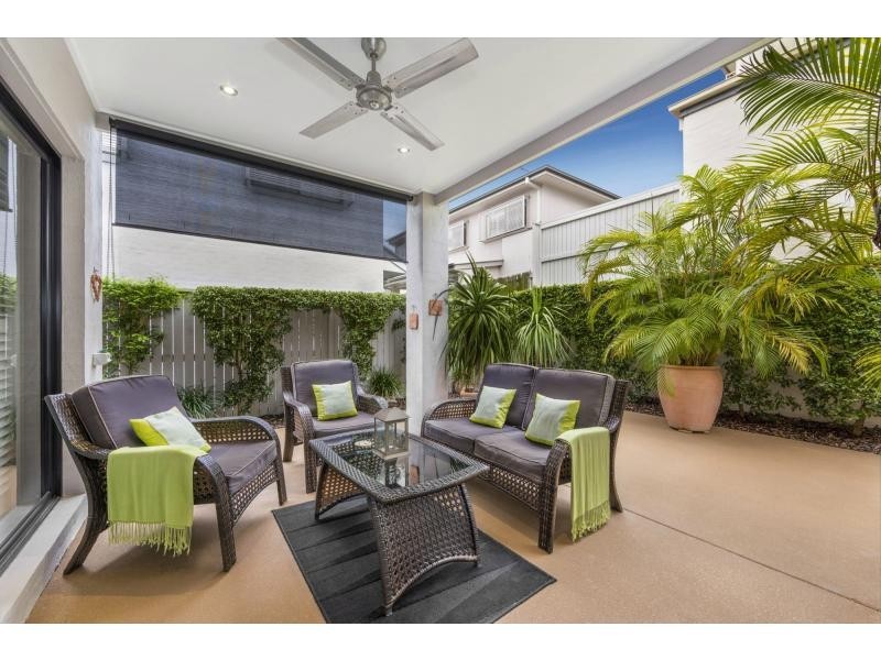 20 Central Avenue, Mount Ommaney QLD 4074