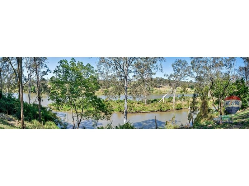 76 Leichhardt Crescent, Barellan Point QLD 4306