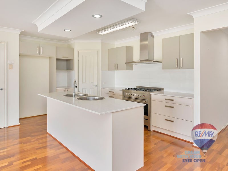 9 Forceful Crescent, Karalee QLD 4306