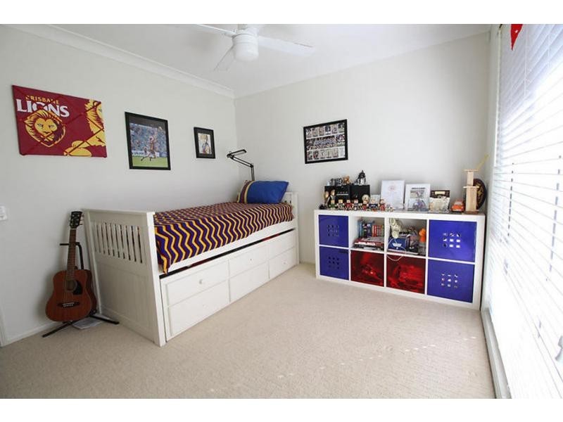 9 Forceful Crescent, Karalee QLD 4306