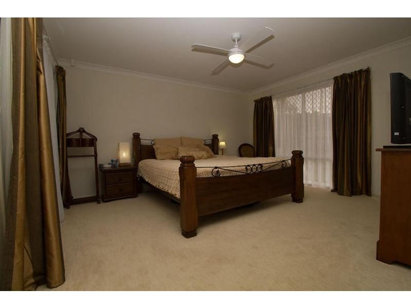 9 Forceful Crescent, Karalee QLD 4306