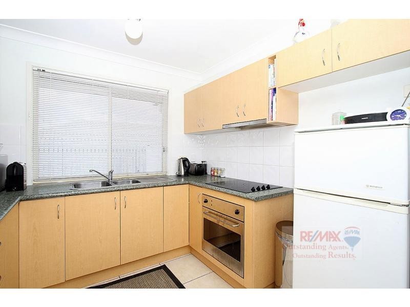 9 Emily Place, Sumner QLD 4074