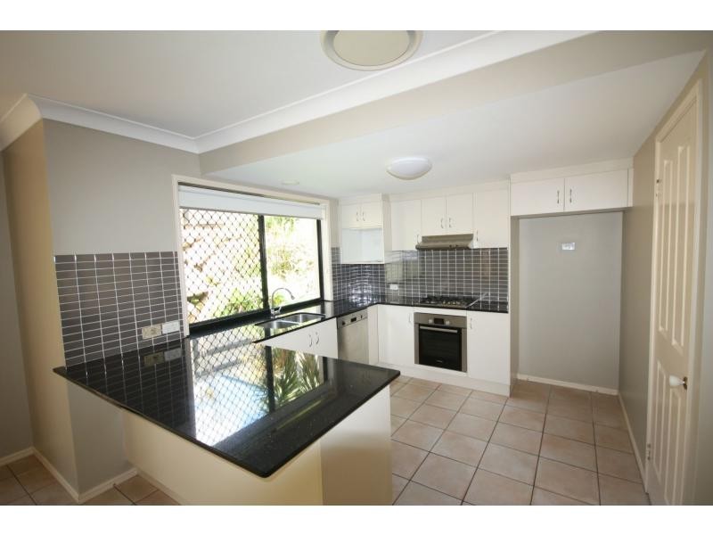 13 Boyland Street, Seventeen Mile Rocks QLD 4073