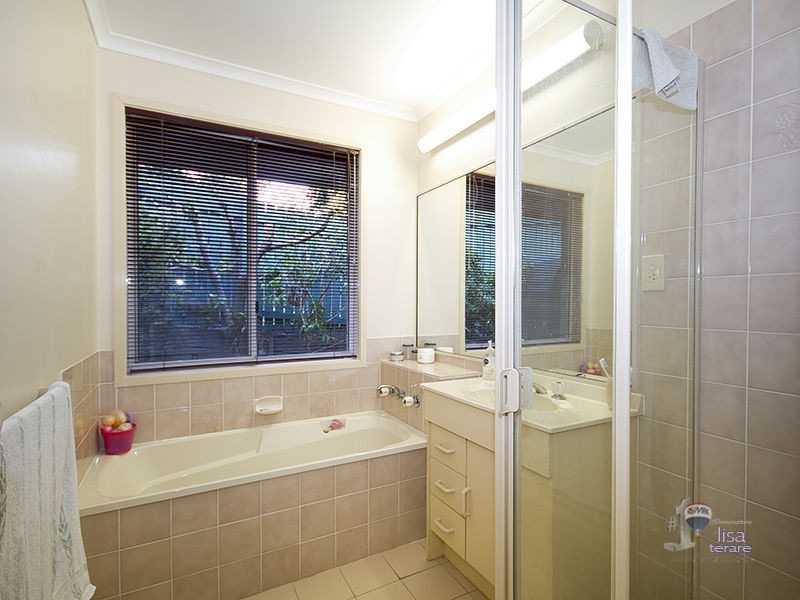 47 Cityview Road, Sinnamon Park QLD 4073