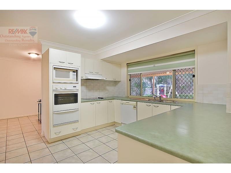 1 Bruan Close, Middle Park QLD 4074