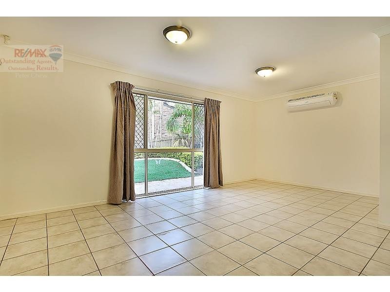 1 Bruan Close, Middle Park QLD 4074