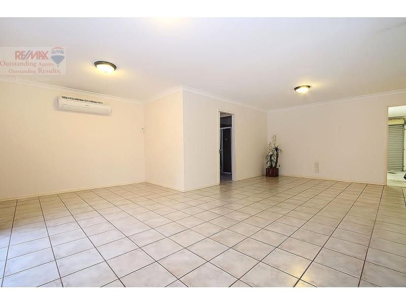 1 Bruan Close, Middle Park QLD 4074