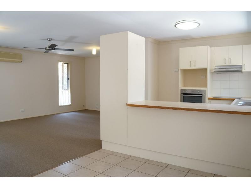 11 Hounslow Way, Seventeen Mile Rocks QLD 4073