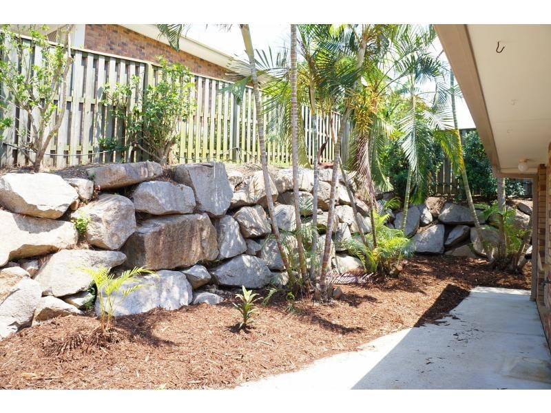 11 Hounslow Way, Seventeen Mile Rocks QLD 4073