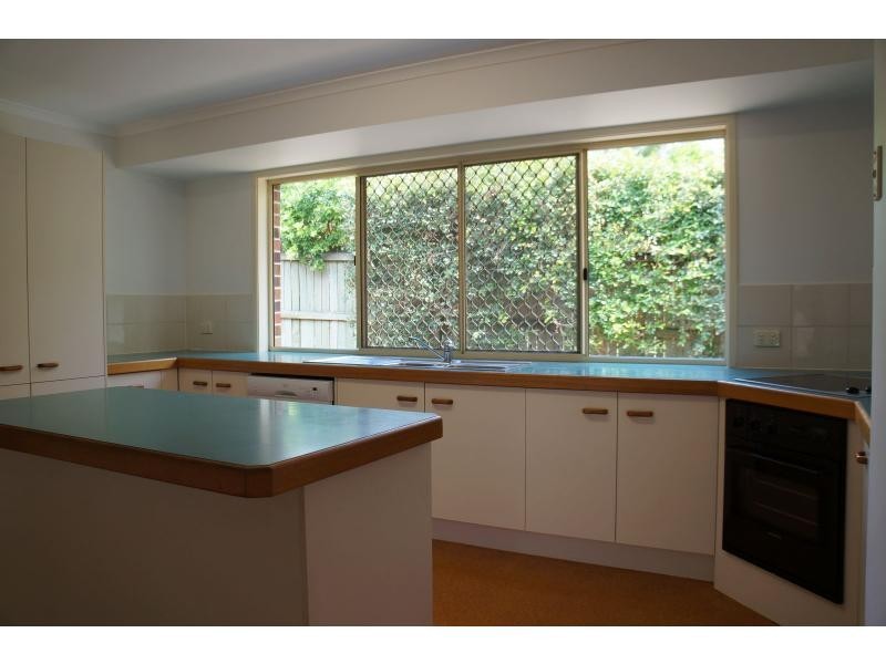 38 Leopard Tree Crescent, Sinnamon Park QLD 4073