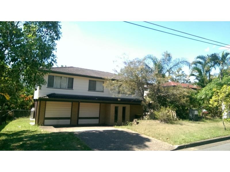 15 Pack Street, Jamboree Heights QLD 4074