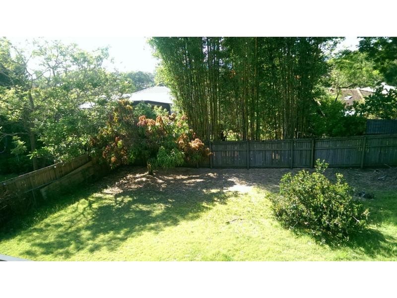 15 Pack Street, Jamboree Heights QLD 4074